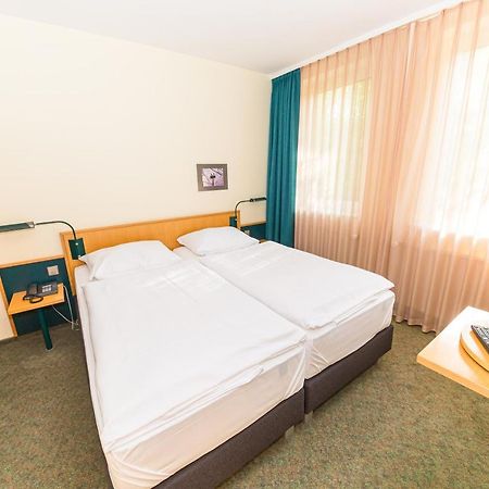 Akzent Parkhotel Trebbin Εξωτερικό φωτογραφία