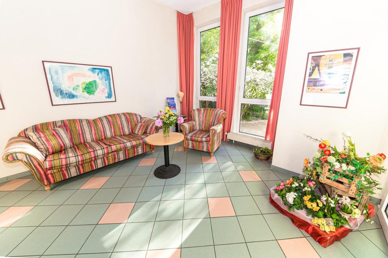 Akzent Parkhotel Trebbin Εξωτερικό φωτογραφία