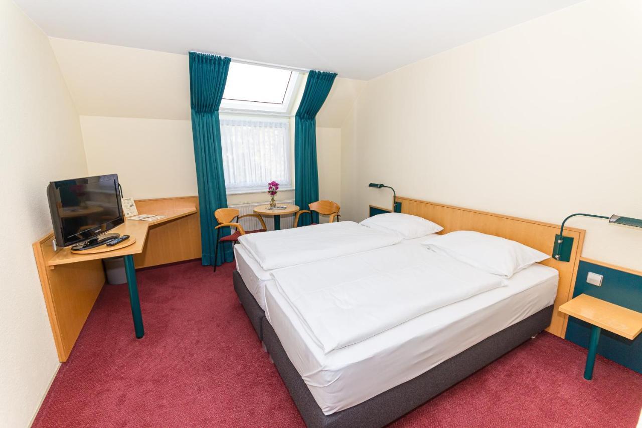 Akzent Parkhotel Trebbin Εξωτερικό φωτογραφία